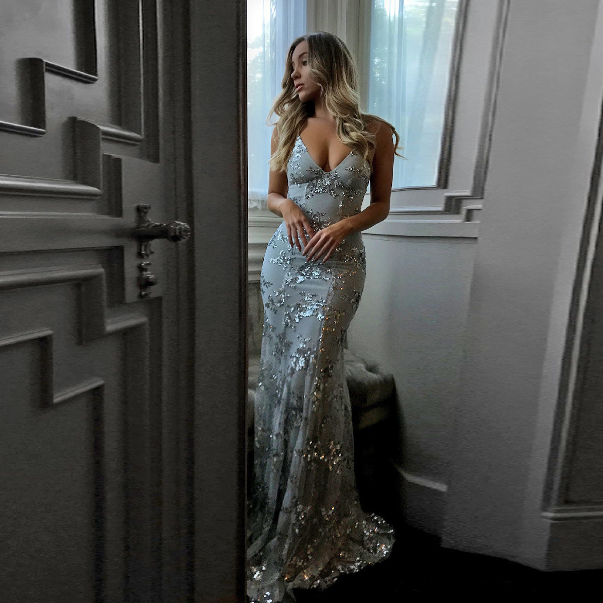 Sexy Mermaid Gold Sequin Tulle Long Backless Prom Dress Evening Dress D1074