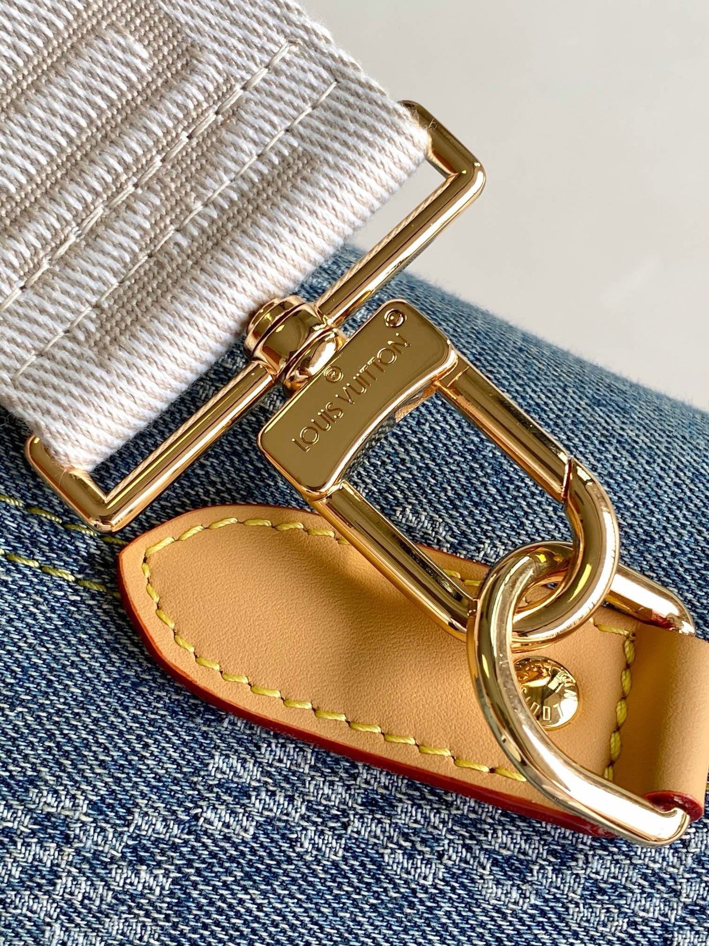 Louis Vuitton N40702 Weekend Tote