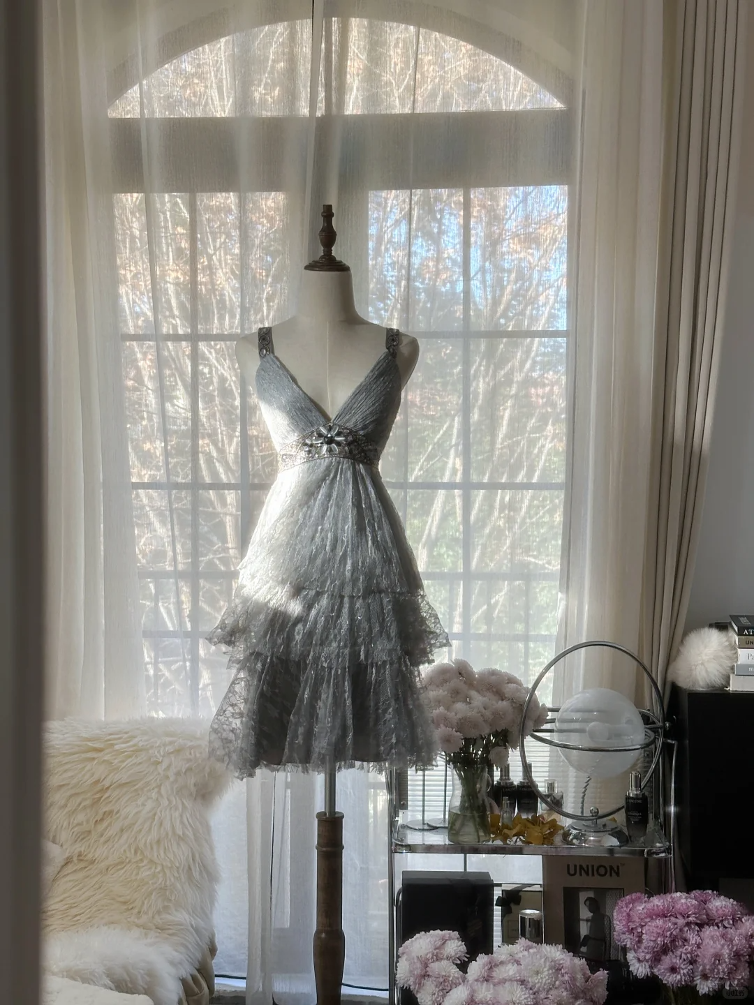 Elegant V Neck Lace Beaded Layered Mini Birthday Outfits Gray A Line Short Homecoming Dress S727