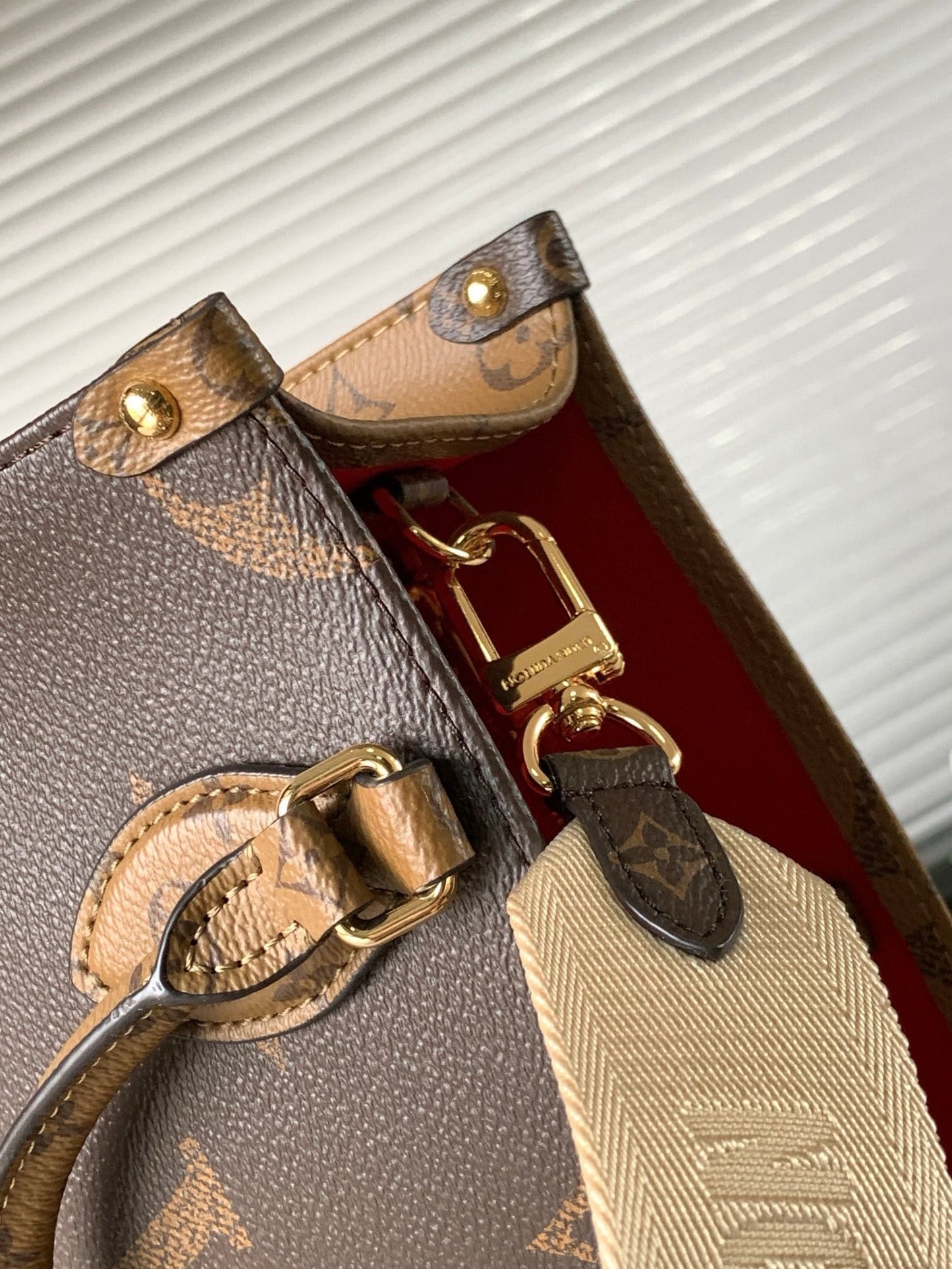 Louis Vuitton OnTheGo PM M46373