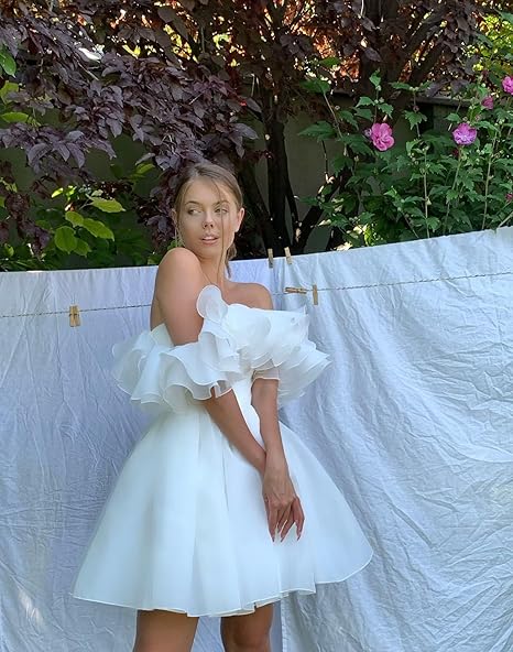 Off Shoulder Chiffon Homecoming Dresses Layered Ruffles Short Prom Dresses