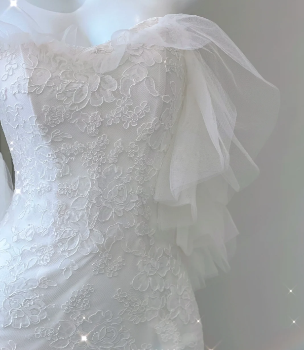 Unique Mermaid Sweetheart White Lace Long Wedding Dresses Brides Dress P0031