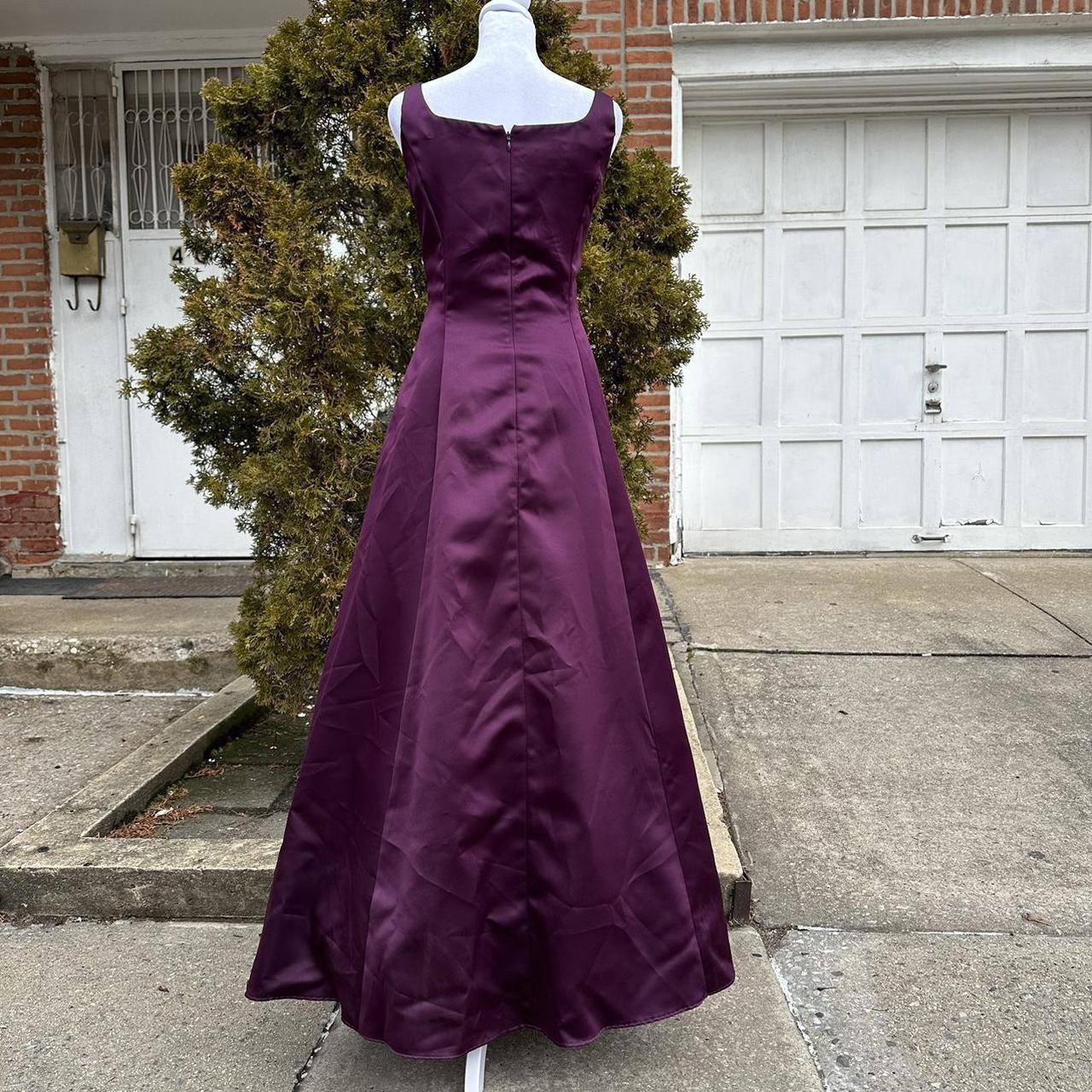 Dark Purple Vintage Fashion Stunning Elegant Sophisticated Long Satin Formal Prom Dress Evening Gown Birthday Party Dress Prom Dress Graduation Gown gh3888