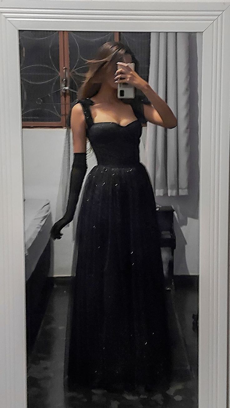 Vintage A line Straps Sleeveless Long Tulle Black Prom Dress P1199