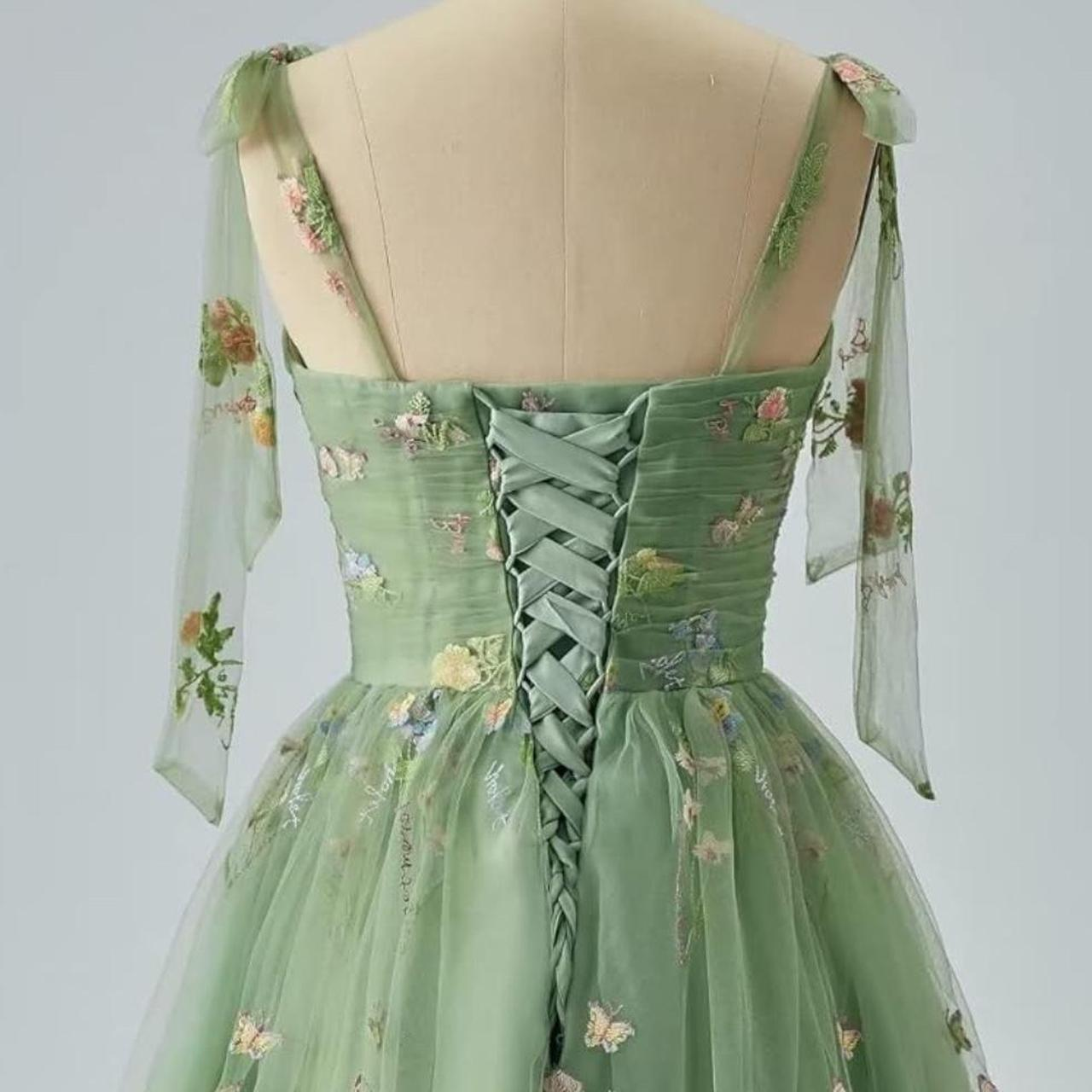 Sexy A Line Straps Green Lace Prom Dresses 21th Birthday Outfit P2101