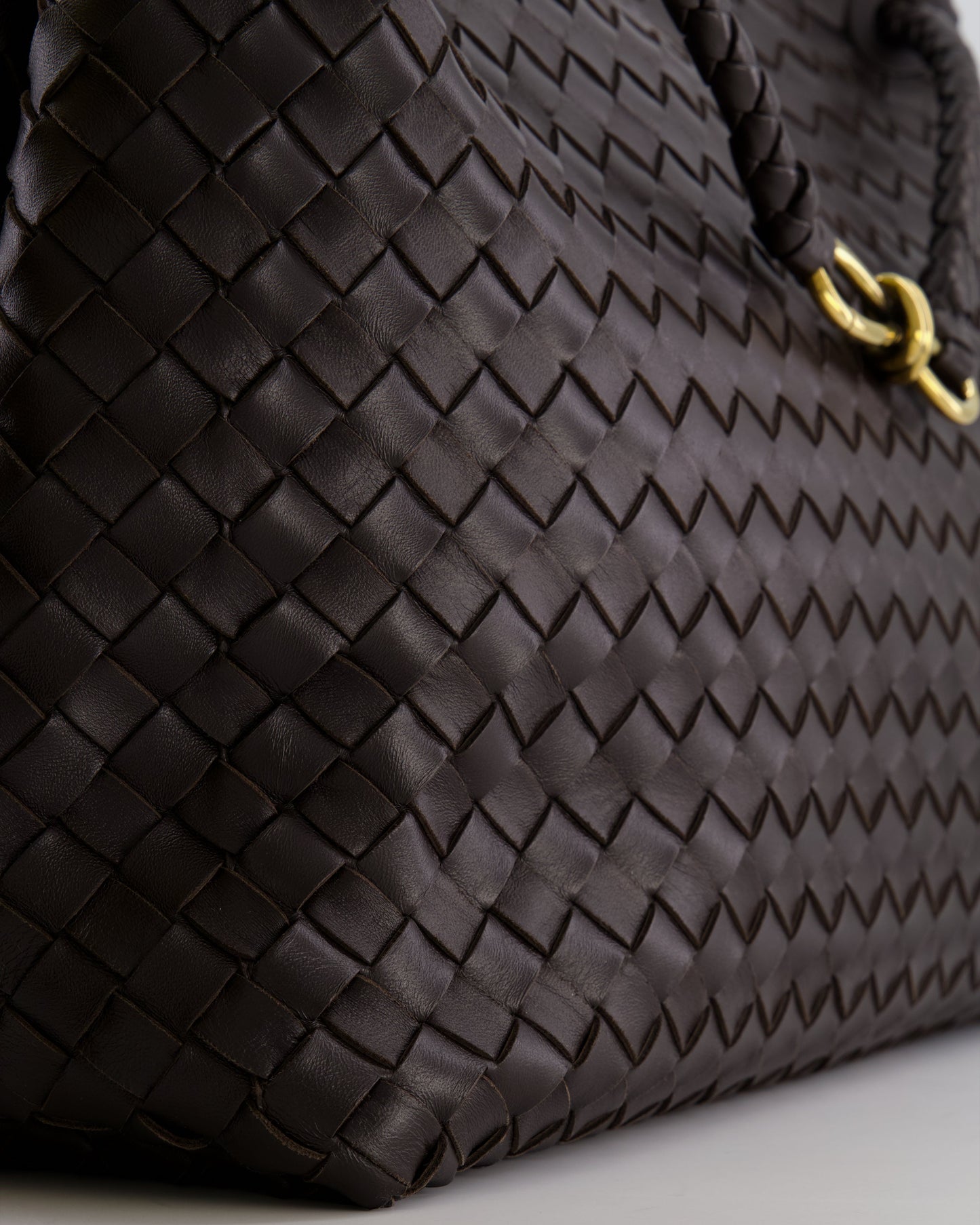 Bottega Veneta Fondant Andiamo Large Intrecciato Leather Top Handle Bag with Sliding Cross-Body and Gold Knot Hardware RRP £6,090