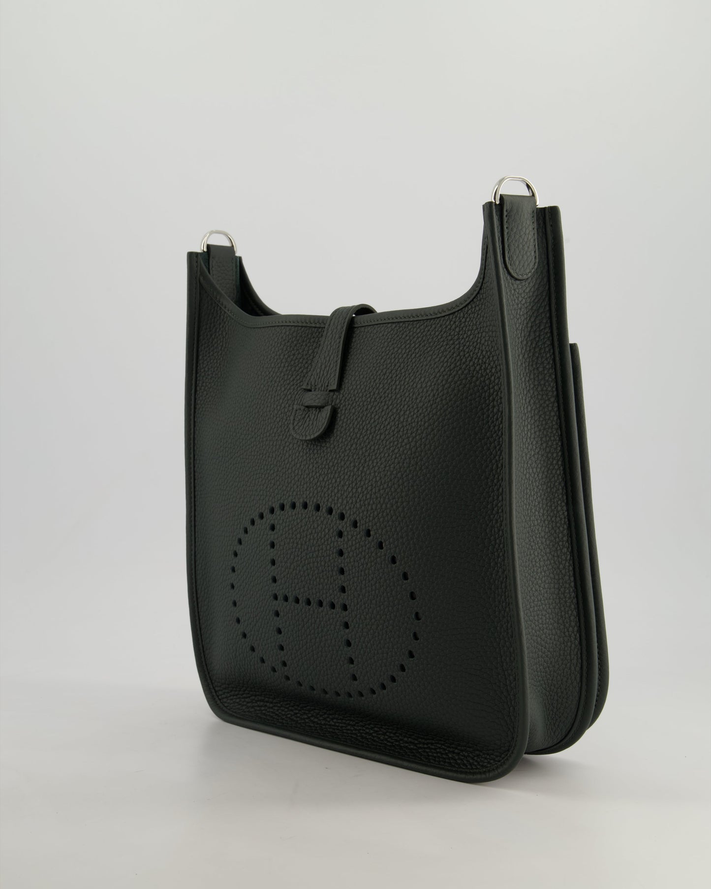 *HOT* Hermès Evelyne III 29cm Bag in Vert Mangrove Clemence Leather with Palladium Hardware