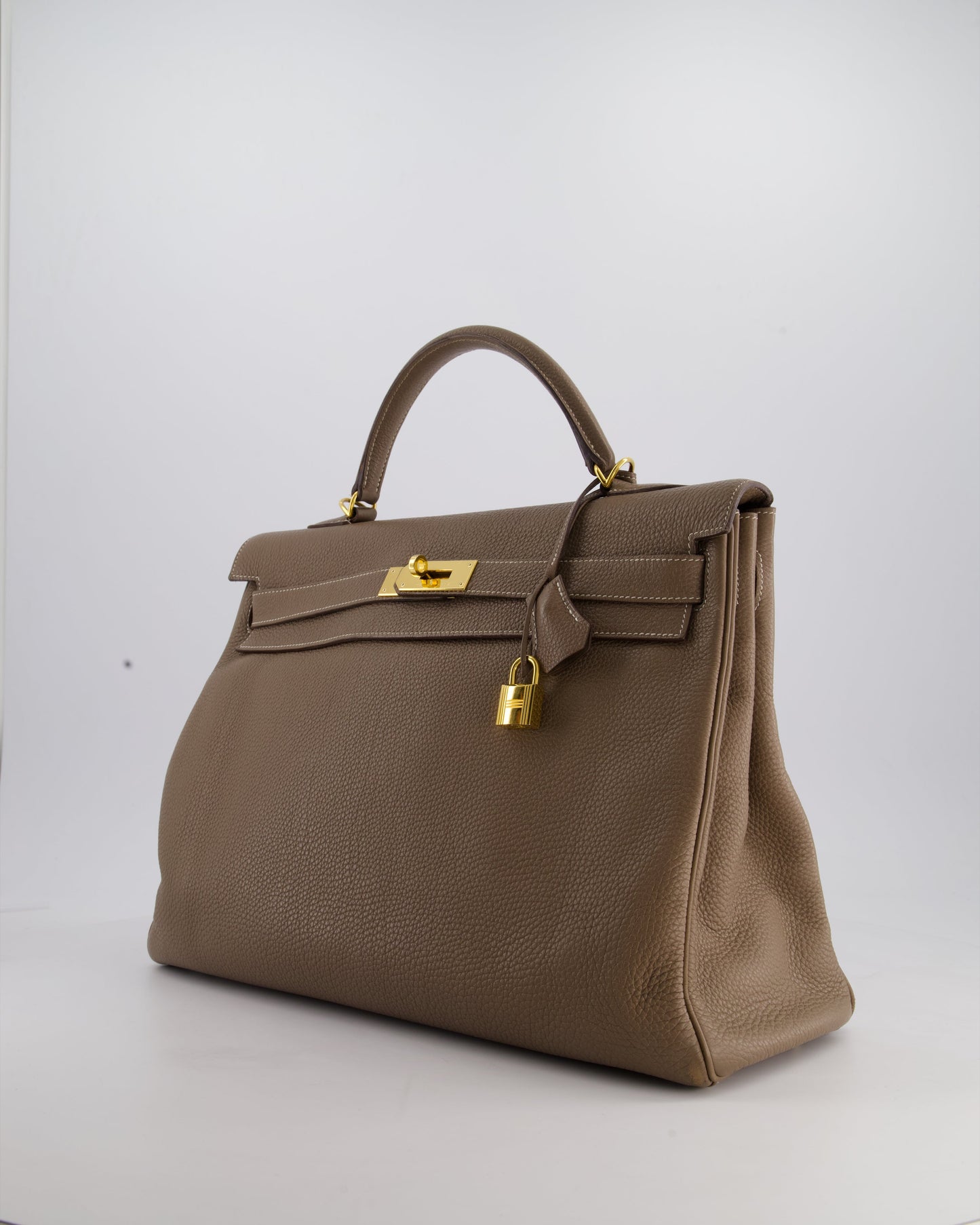 Hermès Kelly 35cm Bag in Etoupe Togo Leather with Gold Hardware