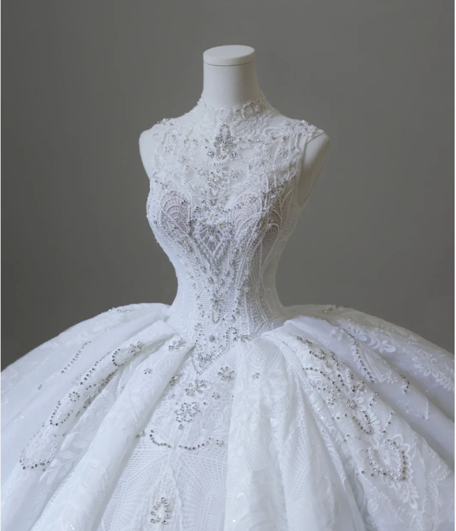 Vintage Lace Mock Neck Sleeveless Beaded Floor-Length Wedding Dress P2601