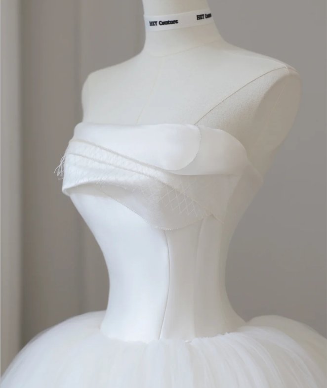 Elegant White Strapless Bowknot Tulle A-Line Floor-Length Wedding Dress P2611