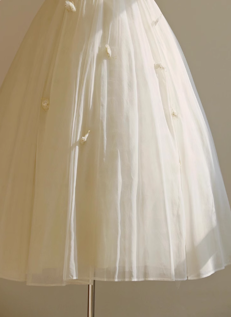 Simple White Strapless Tulle Bowknot A-Line Tea Length Wedding Dress P2721