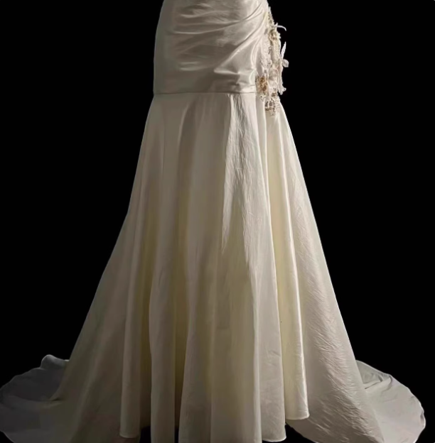 Retro One Shoulder Strapless 3D Flower Fishtail Wedding Dress with Small Train P2731