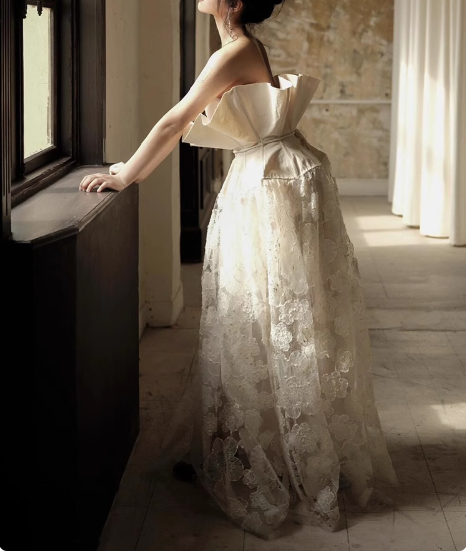 French off-shoulder lace wedding dress with waist P2736