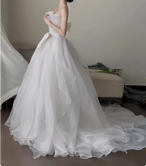 White simple and elegant tube top tulle A-line wedding dress P2766