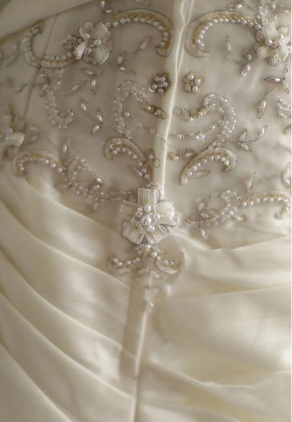 Irregular Retro Palace Tube Top Handmade Flower Beaded A-Line Floor-Length Wedding Dress P2839