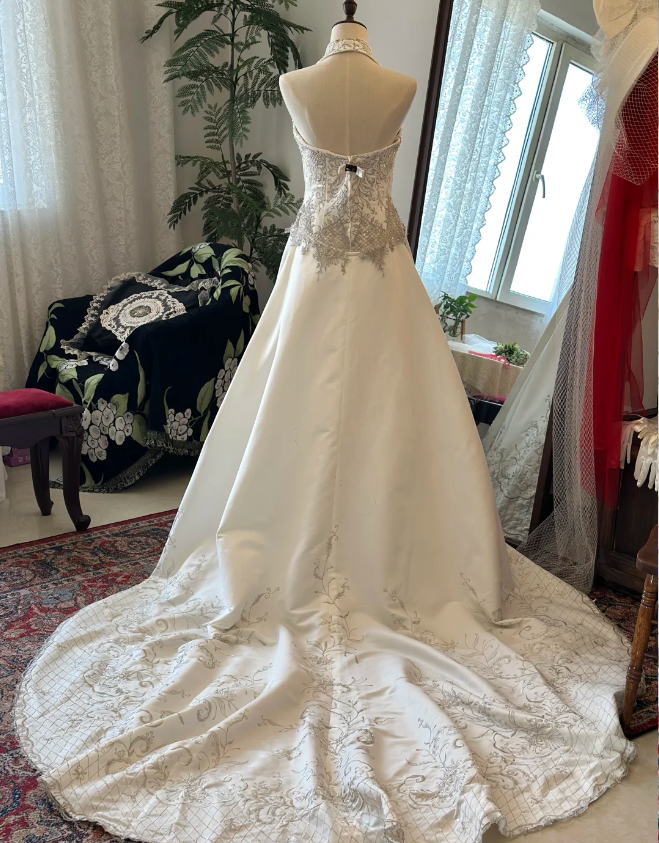 Vintage Halter Neck Silver Thread Beaded Satin Train Wedding Dress P2926