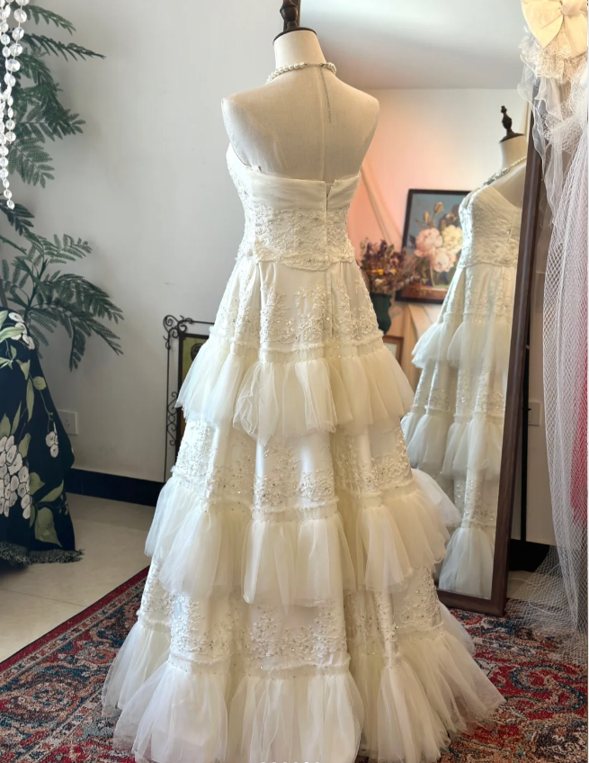 Retro Strapless Cake Skirt Layered Floor-Length Wedding Dress P2928