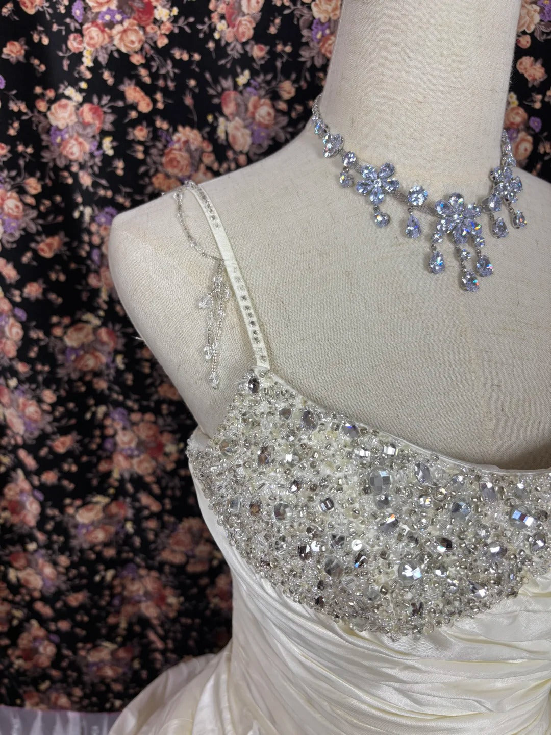 Simple One Shoulder Rhinestone White Satin Floor-Length Wedding Dress P2974