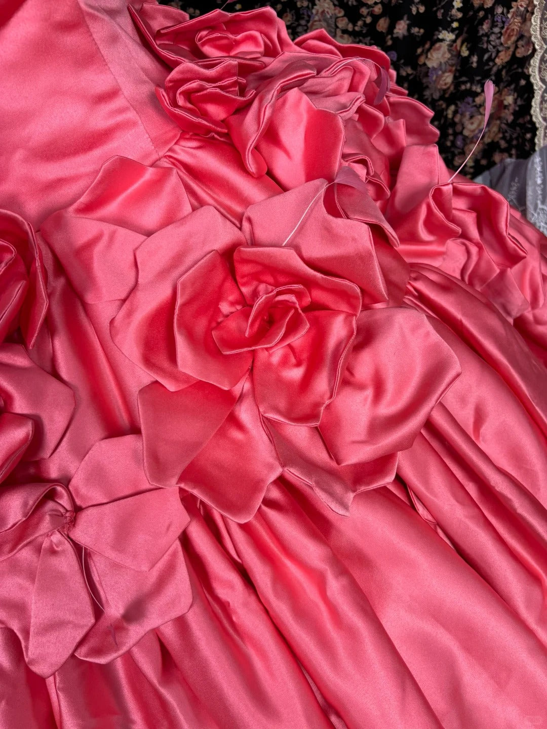 Gorgeous Eustoma Strapless Thick Satin Wedding Dress with Train P2983