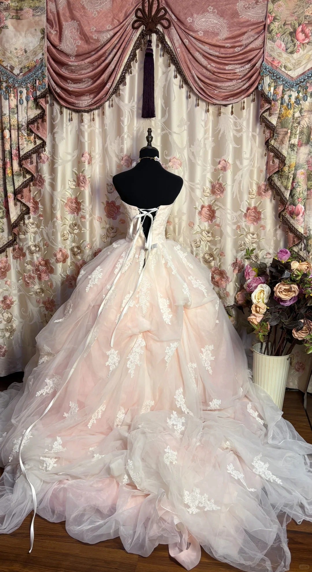 Princess Pink Strapless Lace Tulle Wedding Dress with Train P3053