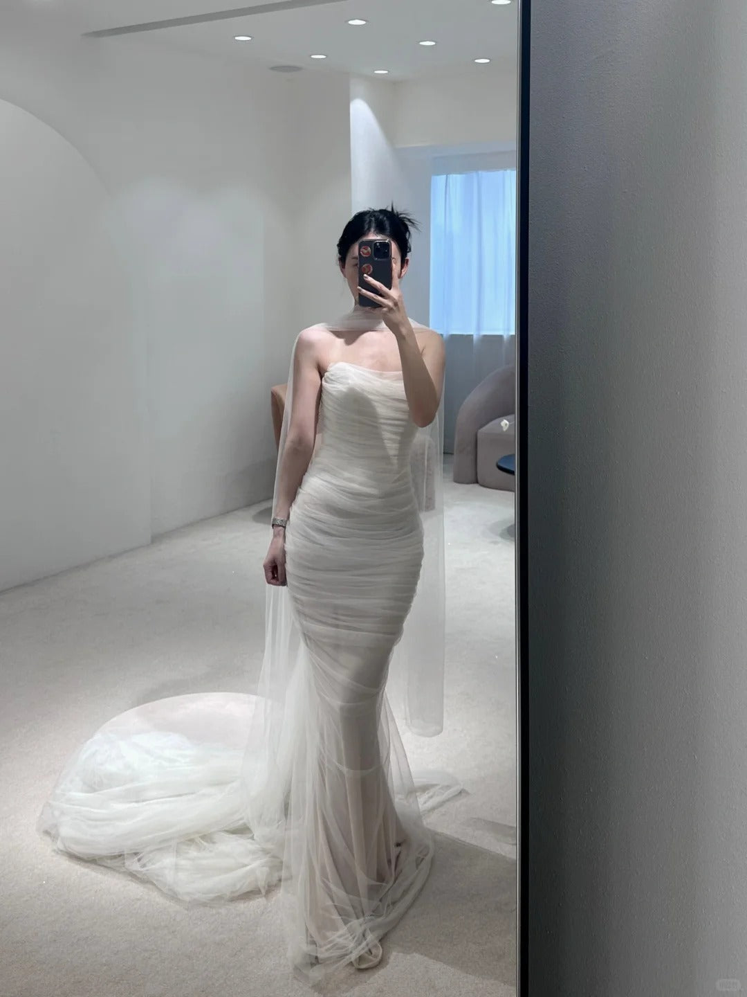 Elegant Layered Mesh Mermaid Train Wedding Dress P3085