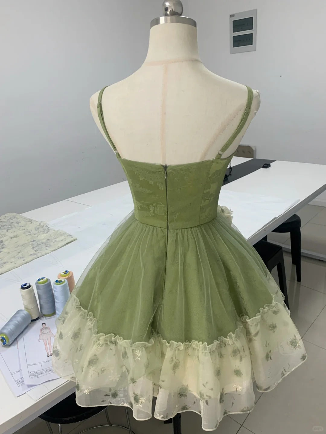 Vintage Green Strapless Ombre Tulle Mini Homecoming Dress P3161