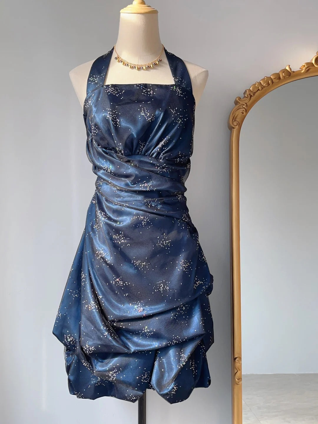 Elegant Halterneck Floral Skirt Homecoming Dress P3368