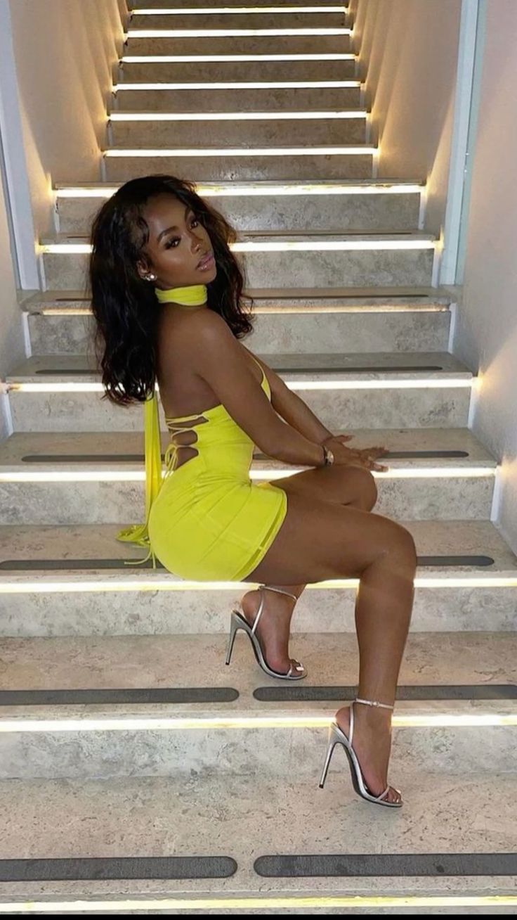 Sexy Bias-cut Halter Neck Ribbon Sleeveless Backless Slim Fit 17th Birthday Homecoming Dress P3594