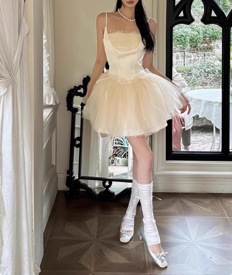 Elegant Ballet Style Strapless Tulle A-Line Birthday Short Skirt Homecoming Dress P3621