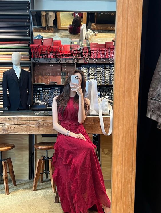 Glamorous A line Scoop Sleeveless Burgundy Long Prom Dress P963