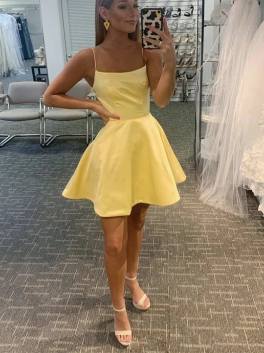 Spaghetti Straps Short Yellow Graduation Homecoming Dresses gh803