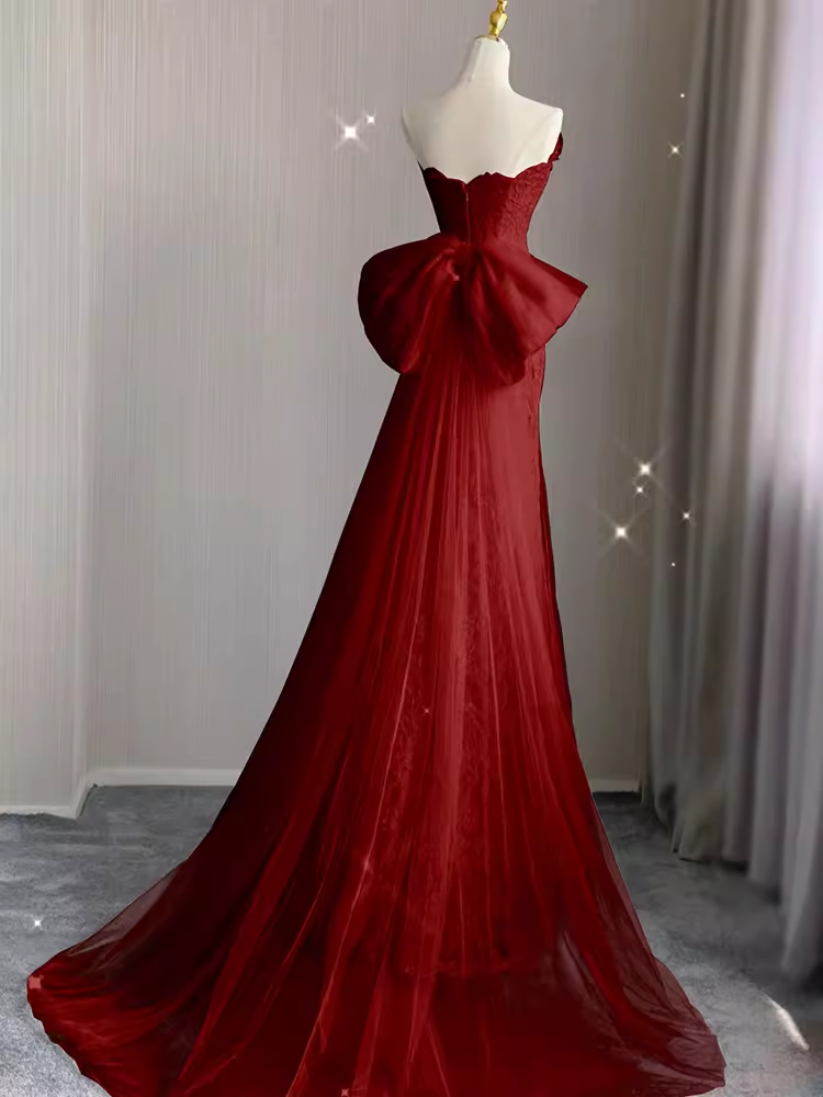 Sexy Mermaid Strapless Red Lace Long Prom Dress P1053