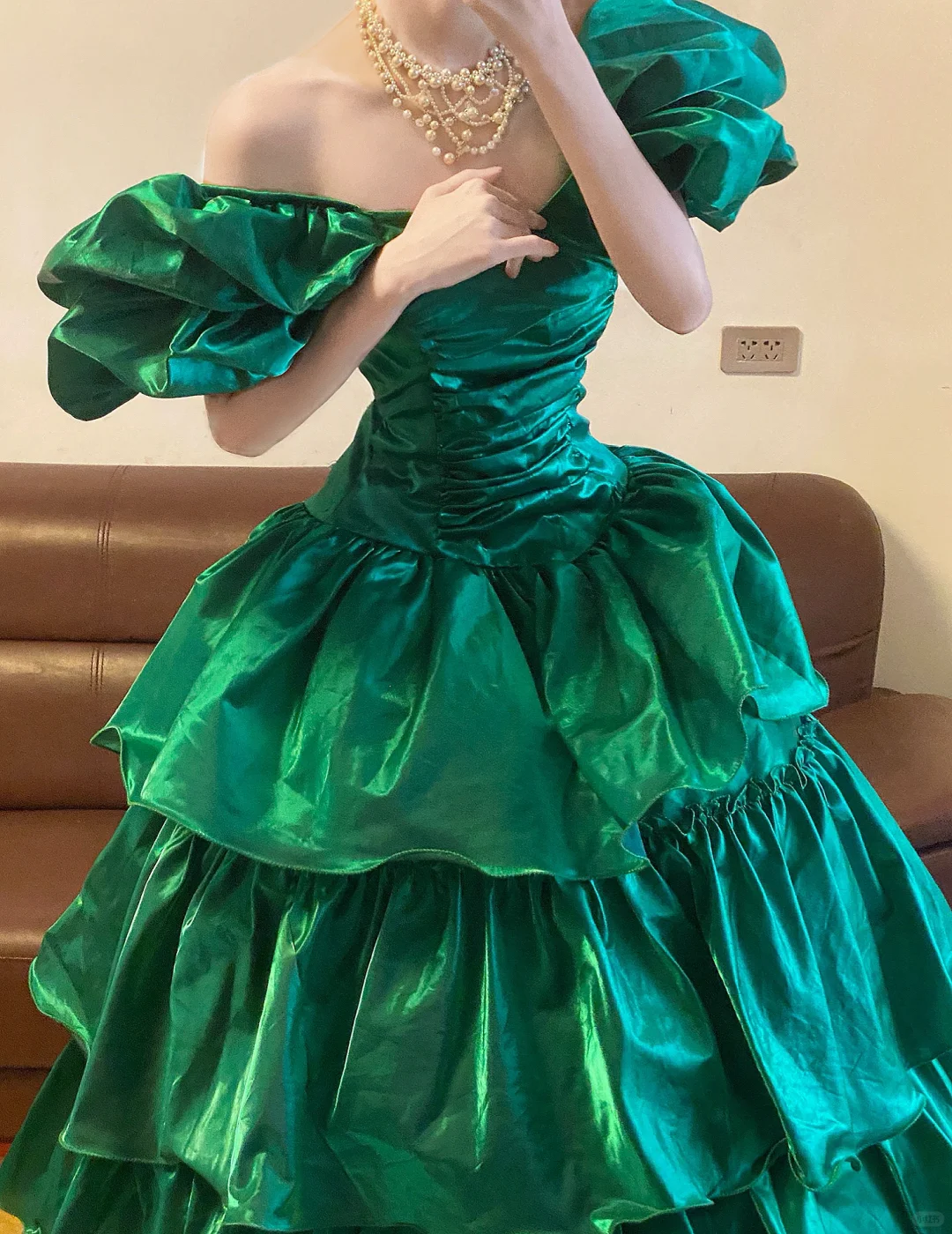 Stunning A Line Off the Shoulder Emerald Satin Long Sweep Party Dress Prom Dress SH2951