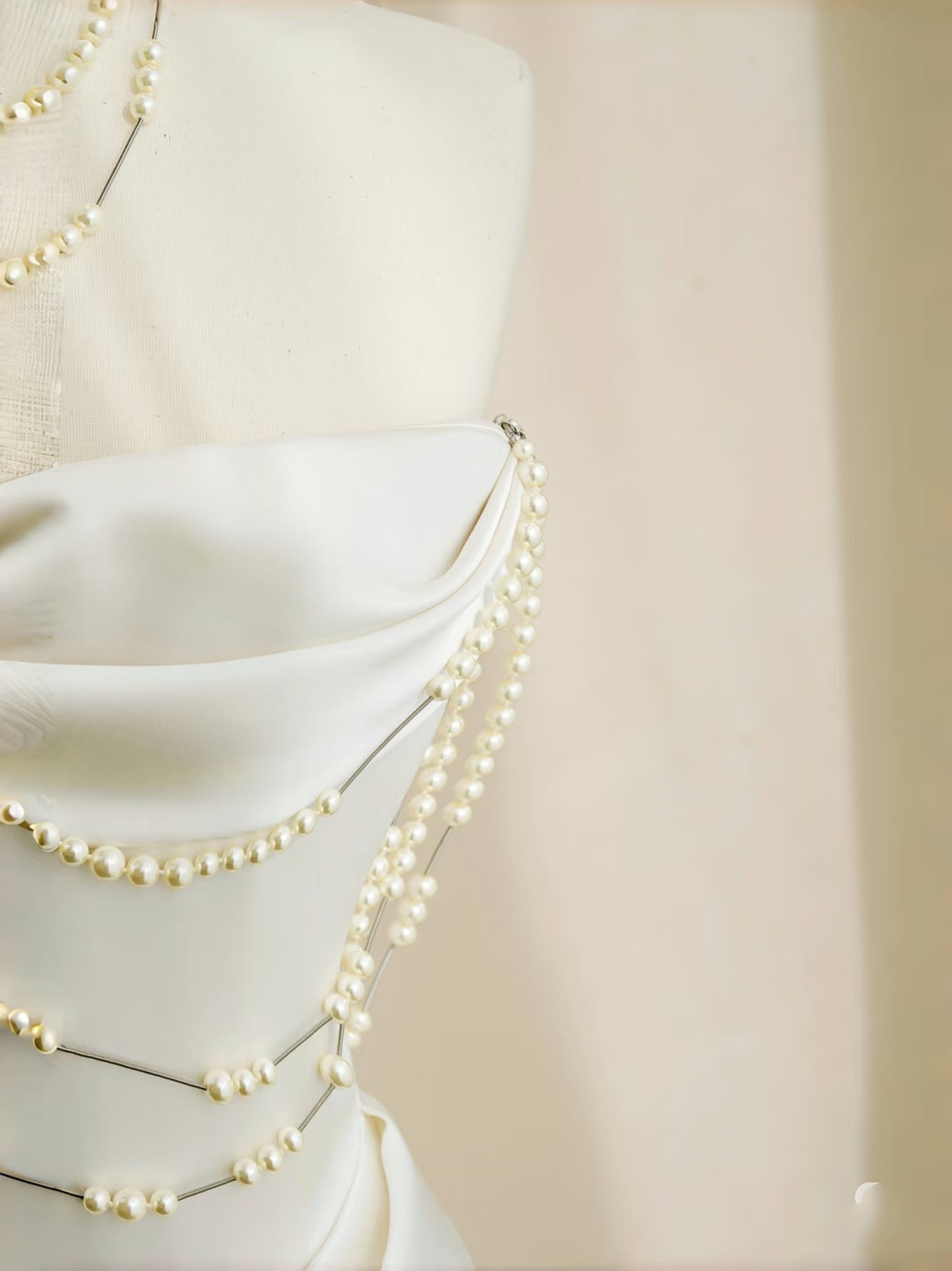 Simple Bridal Gown Sheath Strapless White Satin Floor Length Wedding Dresses Minimalist Bridal Gowns D2732