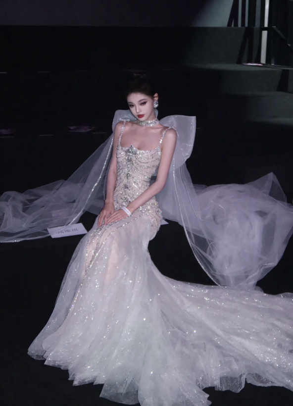 Rhinestone Exquisite Mermaid Spaghetti Strap Beaded Tulle Prom Dress Wedding Dress with Bow SH3639