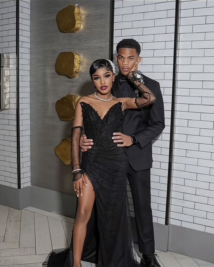 Vintage Mermaid V Neck Black Pearls Slit Sleeveless Long Prom Dresses Party Dress Black Girl Birthday Outfits Graduation Dresses W0447