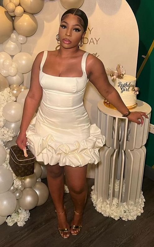 Cute Sheath Square Neck Black Girl Summer Birthday Dresses For Teens White Hoco Dress Mini 18th Birthday Outfit Cocktail Dresses W0476