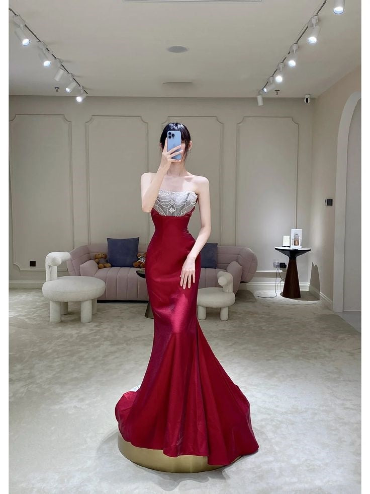 Elegant Mermaid Strapless Burgundy Satin Long Prom Dresses Party Dress Summer 20th Birthday Outfits 18th Birthday Dresses W1024