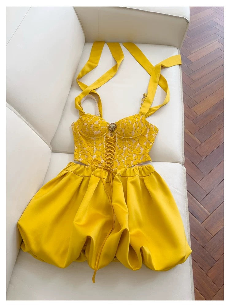 Pretty A line Straps Yellow Lace Summer 16th Birthday Dresses For Teens Hoco Dress Mini 18th Birthday Outfit Cocktail Dresses For Women W891