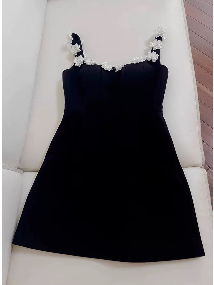 Trendy A Line Square Neck Floral Black Satin Formal Short 8th Grade Homecoming Dress Summer Middle School Hoco Dresses Birthday Outfits W930