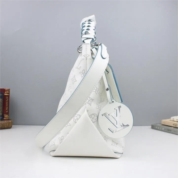 Louis Vuitton M56201 Beaubourg Hobo MM