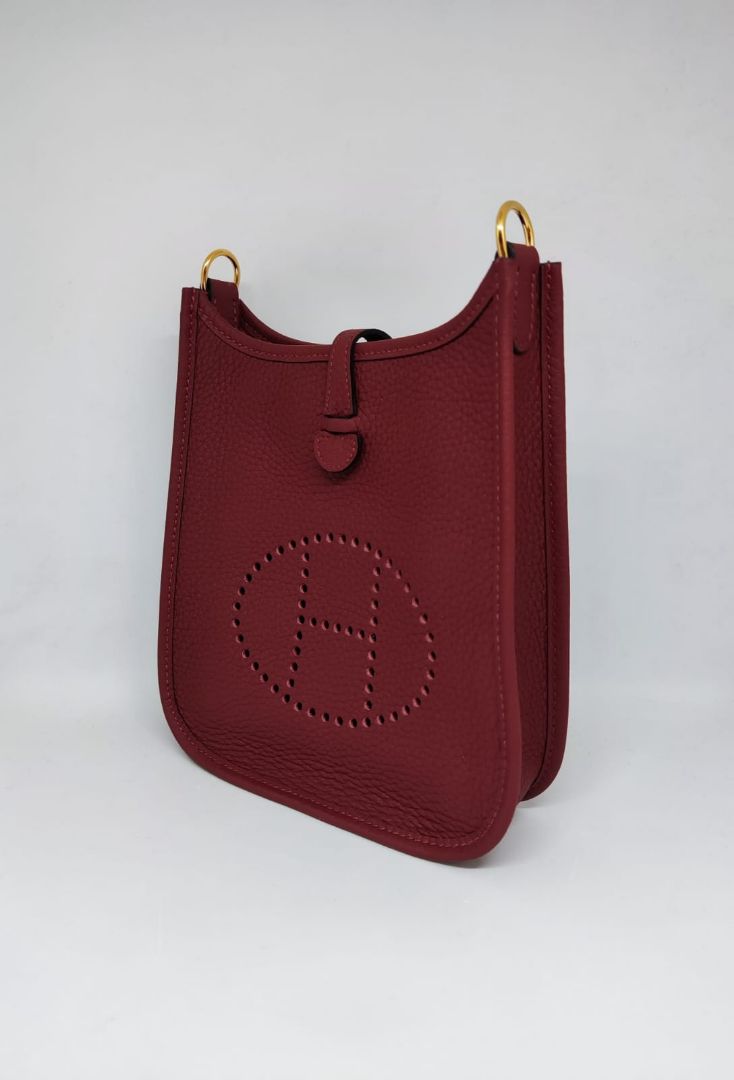 Hermès rouge H Mini evelyne crossbody bag