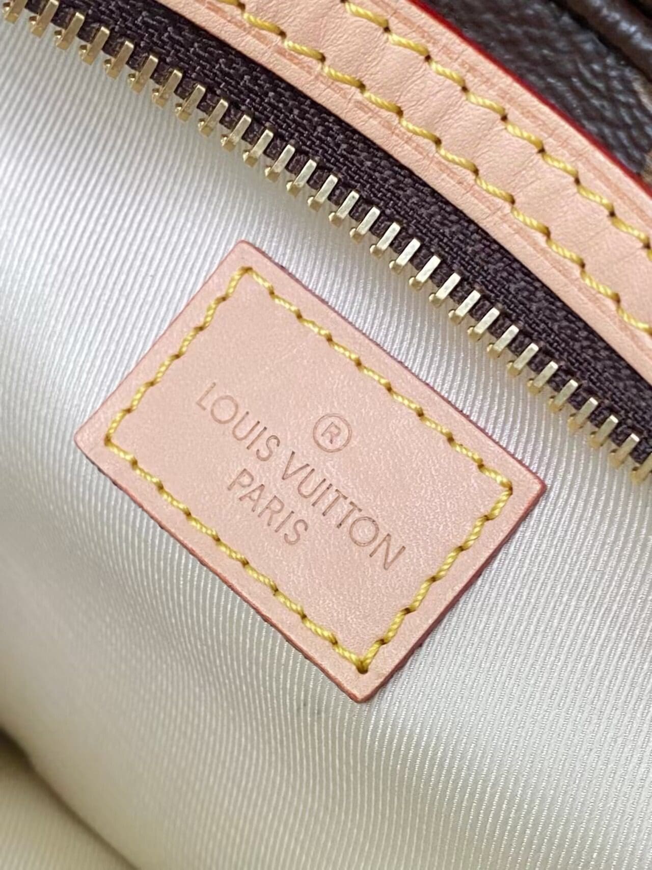 Louis Vuitton M46784 High Rise