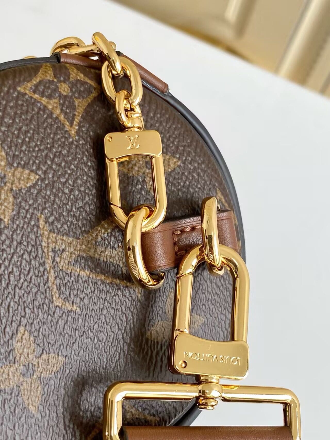 Louis Vuitton M57835 Papillon Trunk