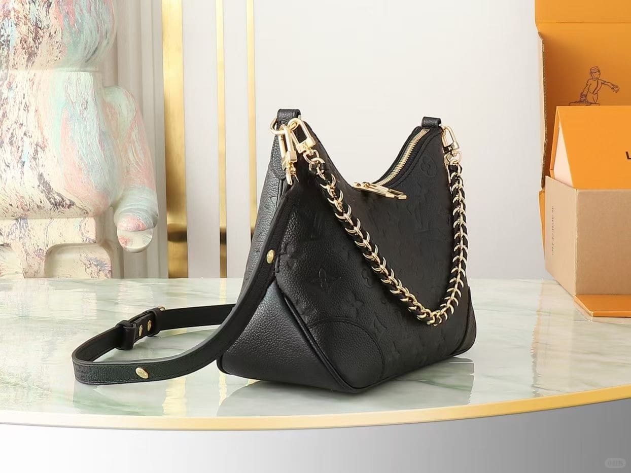 Louis Vuitton M12930 Boulogne