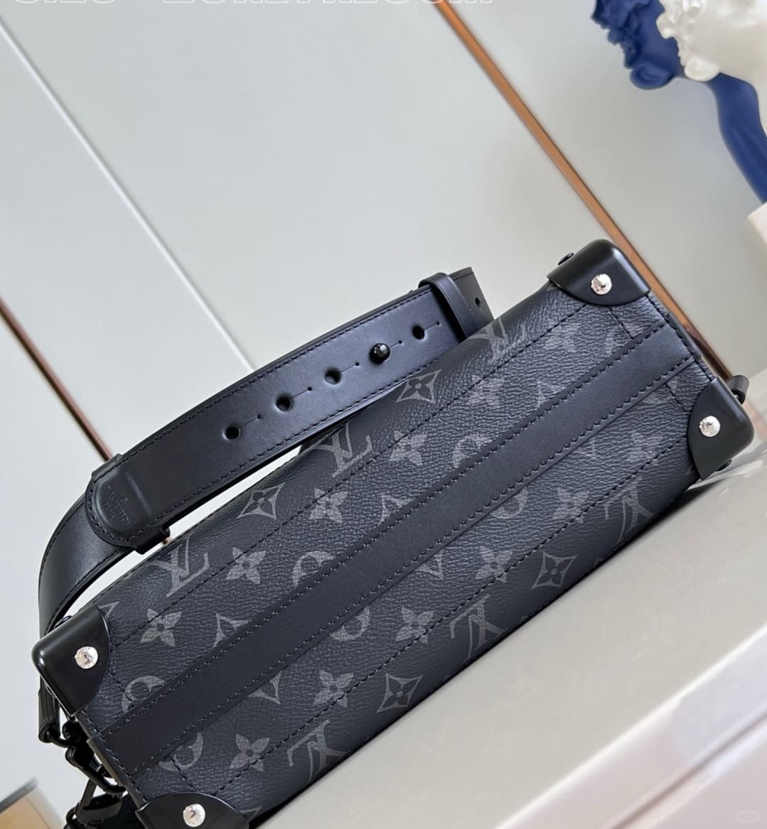Louis Vuitton M11744 Soul Trunk East West