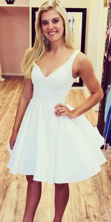 A-line V-neck White Homecoming Dresses Simple Short Party Dress cg10349