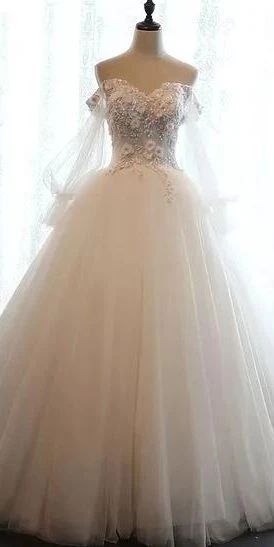 Chic Ball Gown Off-the-shoulder Sweep Train Long Sleeves Tulle Prom Dress cg10361