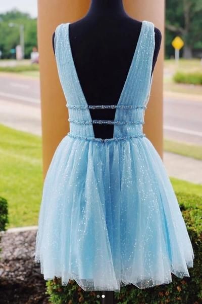 V-Neck Sparkling Beading Sky Blue Short Homecoming Dress cg11328