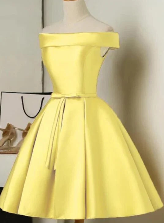 Red/Pink/Yellow/Blue Cute Off Shoulder Short Elegant Satin Prom Dress Homecoming Dress Party Dress 8211
